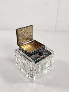 lot 79 image: Antique Cut Crystal Inkwell With Hinged Silver Plate Lid Victorian