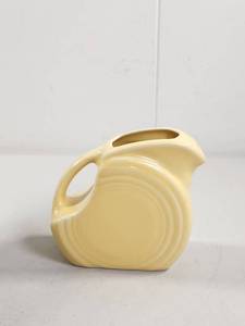 lot 84 image: Fiesta Pitcher Yellow 4 Inch