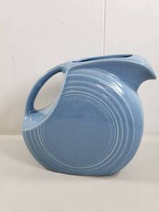 lot 85 image: Fiesta Pitcher Blue Made in USA 8
