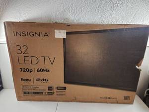 lot 88 image: Insignia 32 LED TV 720p 60Hz NS-32D312NA15 New