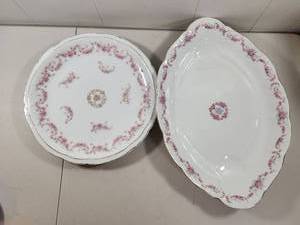 lot 92 image: Orlano Z.S. & Co Bavarian Porcelain Dinnerware Pink Floral 3-Piece Set