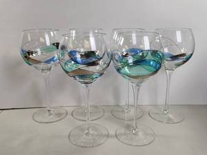 lot 139 image: Luminescence Set of 4 Hand-Painted Wine Glasses Lead-Free Crystal