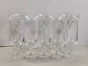 lot 144 image: 8-Piece Glassware Set Margarita and Iced Tea Glasses Crystal
