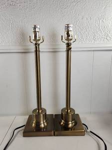lot 210 image: Pair of Brass Table Lamps with 3-Way Socket and Square Base