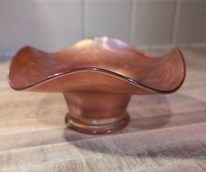 lot 1002 image: Iridescent Fenton Marigold Glass Bowl with Embossed Leaf Design