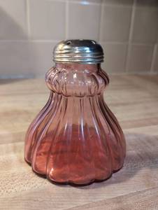 lot 1007 image: Large Cranberry Glass Sugar Shaker&nbsp