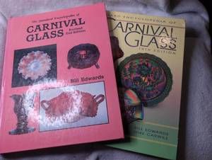 lot 1011 image: Standard Encyclopedia of Carnival Glass 10th Edition &amp 2nd Edition - 2 ct