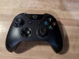 lot 2009 image: Xbox One Controller Black