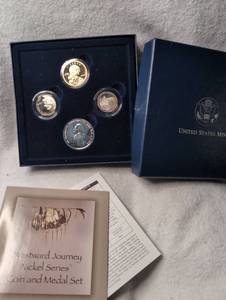 lot 2400 image: United States Mint Westward Journey Nickel Series 2005 Coin and Medal Set