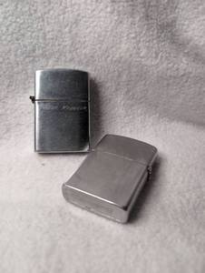 lot 2505 image: 2 Lighters with Engraved and Plain Designs