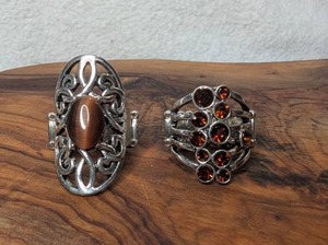 lot 3119 image: Ring Lot with Brown Stones and Metal Band Designs-Stretch Band- 2 ct