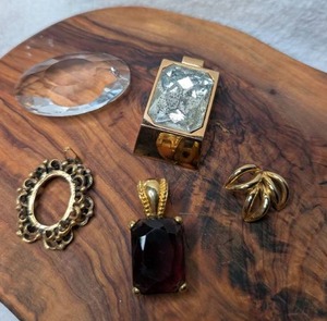 lot 3412 image: Gold-Tone Necklace Pendant Pieces with Gemstones - 5 ct