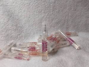 lot 3500 image: Coach Poppy Travel Spray Perfume Samples - 15 ct
