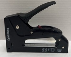 lot 7669 image: Husky MT0301 Manual Staple Gun