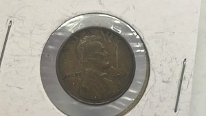 lot 21 image: 1909 Lincoln Cent Penny Coin RC50