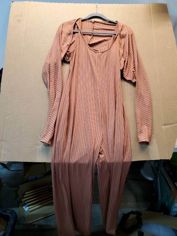 lot 46555 image: Womens Pleated Ribbed Jumpsuit with Bolero Shrug L - Retail $25