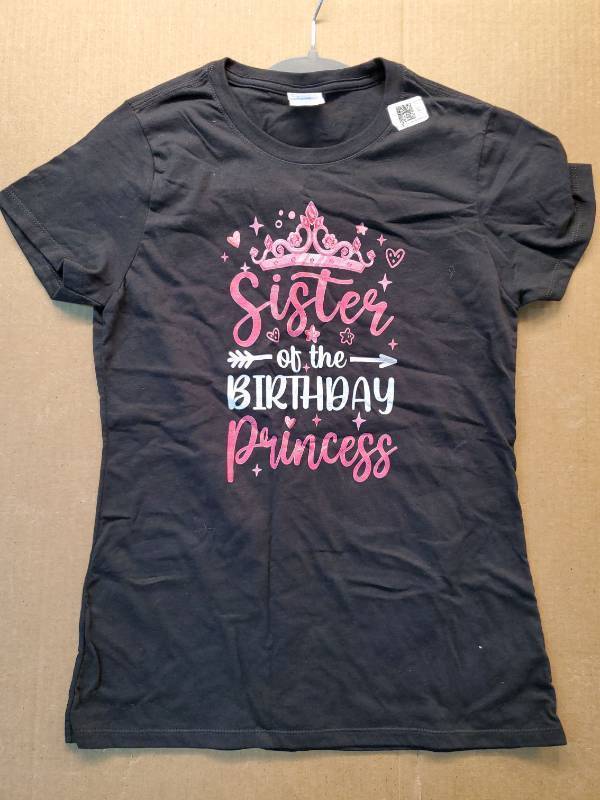 lot 46565 image: Sister of the Birthday Princess Graphic T-Shirt XS - Retail $10