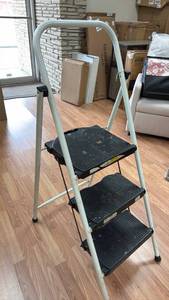 lot 11 image: Stapleton 3-Step Ladder (Model PR-3) Steel 53 Inches 200 lb Type III