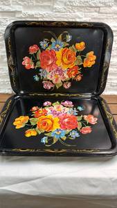 lot 122 image: 4 Decorative Serving Trays - Black w Floral Imagery & Gold Trim