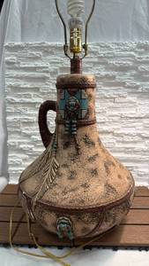 lot 125 image: Decorative Ceramic Table Lamp with Southwestern Design