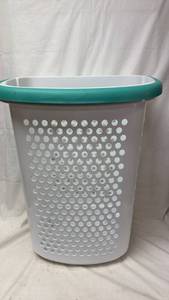 lot 126 image: Home Logic Rolling Hamper 2-Bu 70.52L Tilt & Roll