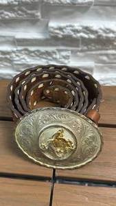 lot 147 image: 46 Leather Belt w Oval Bronco Buster Belt Buckle