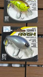 lot 172 image: Arashi Silent Square 3 and Square 5 Fishing Lures with Red Eye Crankbait - 3 Pack