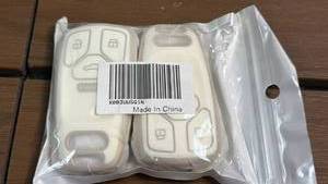 lot 258 image: Car Key Fob Remote Control Shell Case 4-Button N105MR600X - 2-Pack