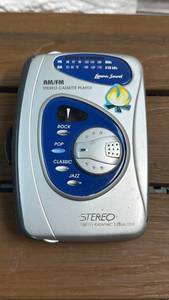 lot 280 image: Lenoxx Sound AMFM Stereo Cassette Player Model 1129