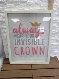 lot 332 image: Neat shadow box wall decor