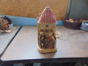 lot 3181 image: Chalkware lamp