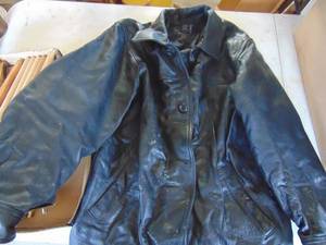 lot 3219 image: 100% leather mens coat