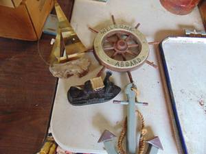 lot 3259 image: Ship decor