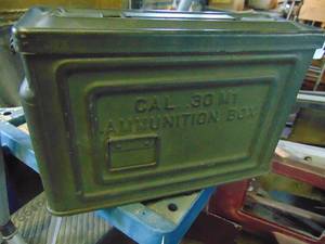 lot 3262 image: Metal ammo box