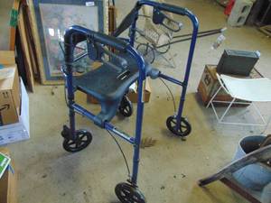 lot 3266 image: Extra wide mobility walker