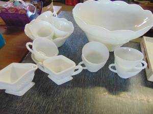 lot 3269 image: Milkglass bowls and cups