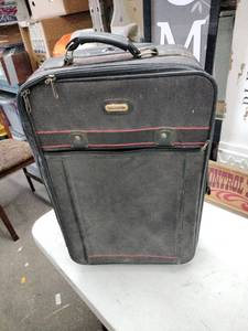 lot 24841 image: Soft-Shell Advantage Carry On Rolling Suitcase