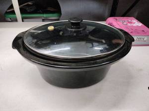 lot 24915 image: Crock Pot Ceramic Insert
