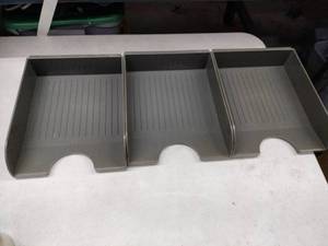 lot 24919 image: 3 Pc Plastic Tray File Organizer