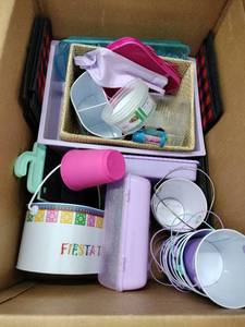 lot 24944 image: Box of Miscellaneous Items