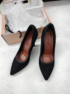 lot 24948 image: DBDK Fashion black suede pumps - 9