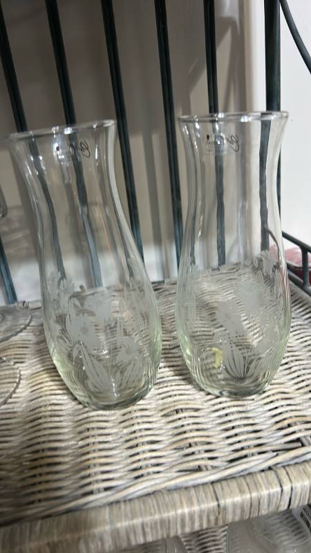lot 40440 image: Pair of Etched Crystal Floral Bud Vases