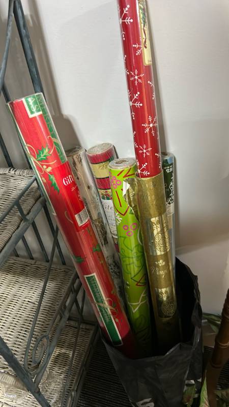 lot 40443 image: Christmas Holiday Gift Wrapping Paper Rolls Collection