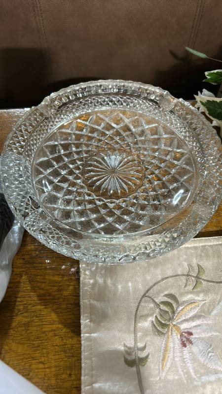 lot 40461 image: pressed glass diamond pattern ash tray
