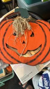 lot 6980 image: Halloween Pumpkin Decorative Basket with Handle Orange Black