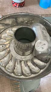 lot 6990 image: Bundt Cake Pan with Center Tube