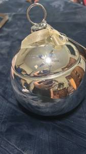 lot 60111 image: Body Works Ornament with Cream Ribbon and Metal Ring
