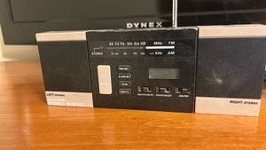lot 60131 image: Dynex Clock Radio Stereo System AMFM