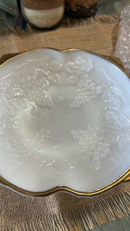 lot 7088 image: Decorative Bowl with Gold Trim and Embossed Floral Design