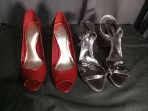lot 7102 image: Antonio Melani Womens Shoes Lot Red Pumps Silver Heels Size 9.5M